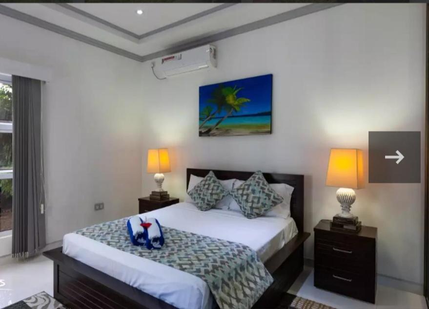 Island Charm Of Praslin Villa วิกตอเรีย ภายนอก รูปภาพ