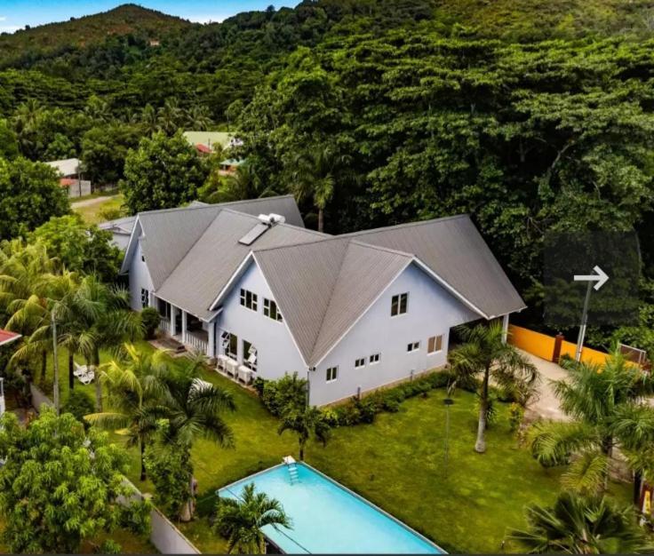 Island Charm Of Praslin Villa วิกตอเรีย ภายนอก รูปภาพ